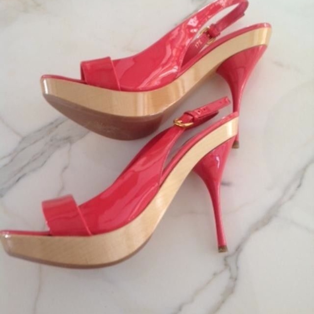 Miu Miu Hot Pink Heels NEW, never worn, STUNNING.